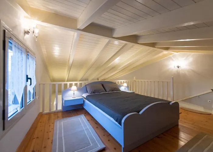 Summit Guest House